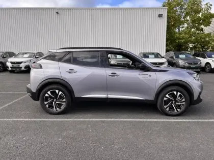 Photo 3 Peugeot 2008  Electrique 136 ch
