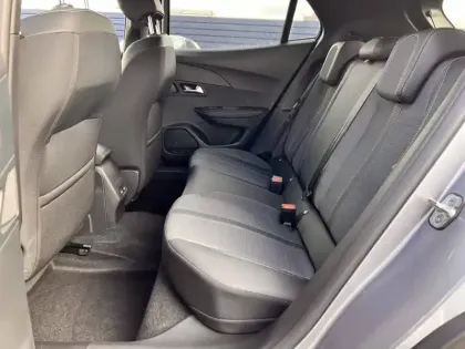 Photo 12 Peugeot 2008  Electrique 136 ch