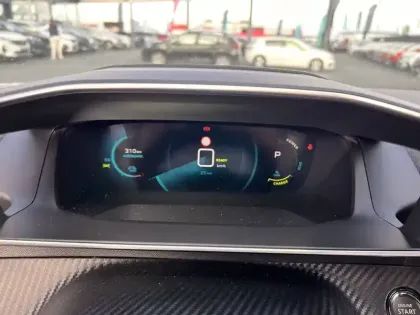 Photo 15 Peugeot 2008  Electrique 136 ch