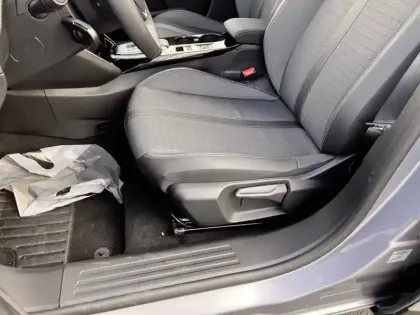 Photo 10 Peugeot 2008  Electrique 136 ch