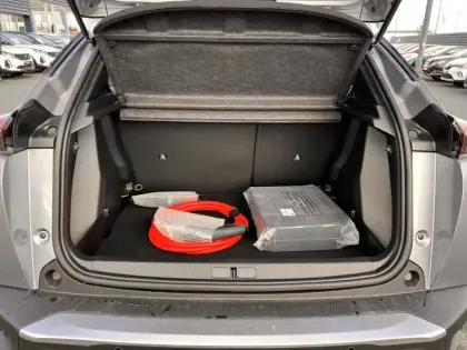 Photo 9 Peugeot 2008  Electrique 136 ch