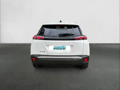 Photo 24 Peugeot 2008  PureTech 100 S&S BVM6