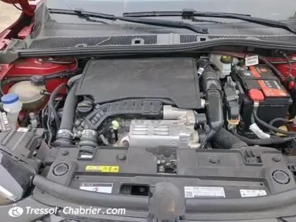 Photo 6 DS DS 3 DS3 Crossback PureTech 130 EAT8 Performance Line+