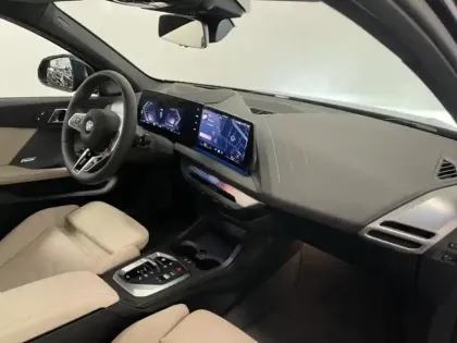 Photo 7 BMW Serie 1 Gén. IV (F70) Ph1 M Sport 5