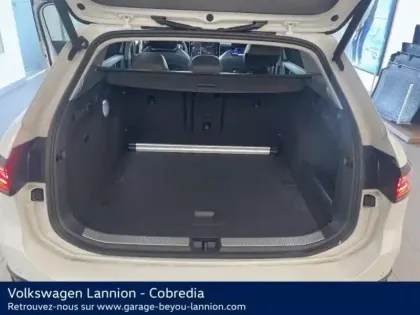 Photo 26 Volkswagen Passat  SW 1.5 eTSI 150ch Elegance DSG7