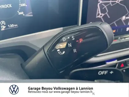 Photo 9 Volkswagen Passat  SW 1.5 eTSI 150ch Elegance DSG7