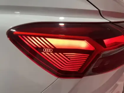 Photo 29 Audi Q4  e-tron Sportback 40 204 ch 82 kWh