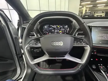 Photo 41 Audi Q4  e-tron Sportback 40 204 ch 82 kWh