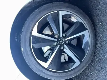 Photo 8 Opel Astra  Hybrid 180 ch BVA8