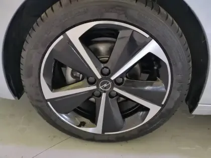 Photo 35 Opel Astra  1.2 Turbo 130 ch BVA8