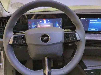 Photo 31 Opel Astra  1.2 Turbo 130 ch BVA8