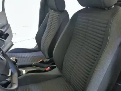 Photo 8 Peugeot 2008  PureTech 100 S&S BVM6