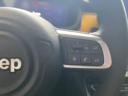 Photo 94 Jeep Avenger  115 kW 4x2