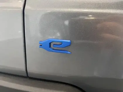 Photo 64 Jeep Avenger  115 kW 4x2