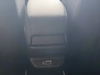 Photo 109 Jeep Avenger  115 kW 4x2