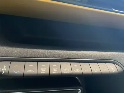 Photo 97 Jeep Avenger  115 kW 4x2