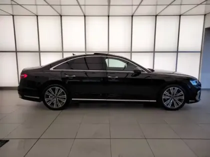 Photo 22 Audi A8  60 TFSIe 462 ch Tiptronic 8 Quattro