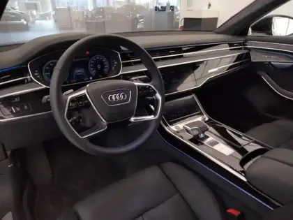 Photo 15 Audi A8  60 TFSIe 462 ch Tiptronic 8 Quattro