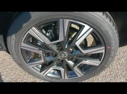 Photo 11 Toyota Yaris  Cross 130h Première MC24