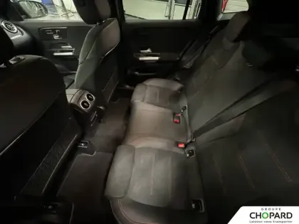 Photo 17 Mercedes GLA  200 d 8G-DCT