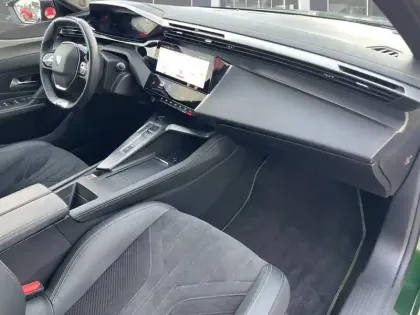 Photo 17 Peugeot 308  PureTech 130ch S&S EAT8