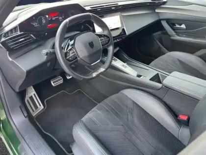 Photo 16 Peugeot 308  PureTech 130ch S&S EAT8