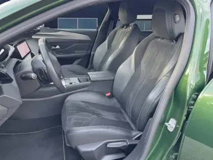 Photo 13 Peugeot 308  PureTech 130ch S&S EAT8