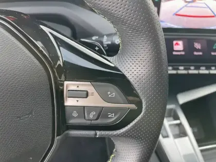 Photo 25 Peugeot 308  PureTech 130ch S&S EAT8