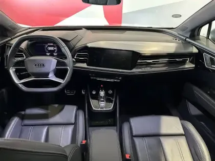 Photo 8 Audi Q4  e-tron Sportback 40 204 ch 82 kWh