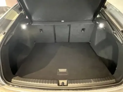 Photo 17 Audi Q4  e-tron Sportback 40 204 ch 82 kWh