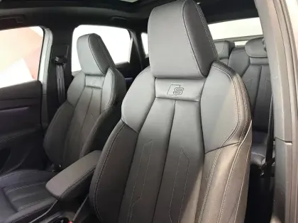 Photo 15 Audi Q4  e-tron Sportback 40 204 ch 82 kWh