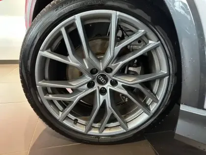 Photo 6 Audi Q4  e-tron Sportback 40 204 ch 82 kWh