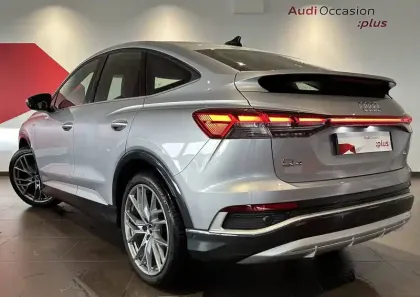 Photo 3 Audi Q4  e-tron Sportback 40 204 ch 82 kWh