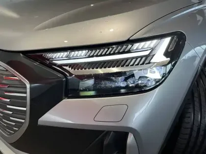 Photo 5 Audi Q4  e-tron Sportback 40 204 ch 82 kWh