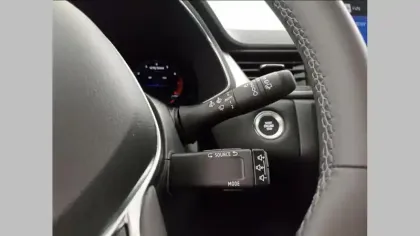 Photo 19 Renault Captur mild hybrid 160 EDC Techno