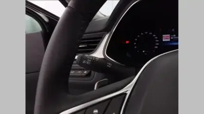 Photo 20 Renault Captur mild hybrid 160 EDC Techno