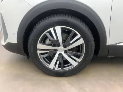 Photo 37 Peugeot 3008  Hybrid 180 e-EAT8