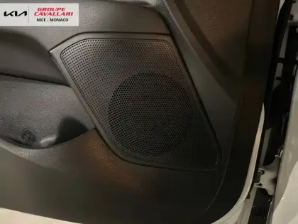 Photo 12 Kia Stonic  1.0 T-GDi 100 ch DCT7