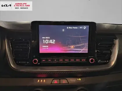 Photo 10 Kia Stonic  1.0 T-GDi 100 ch DCT7