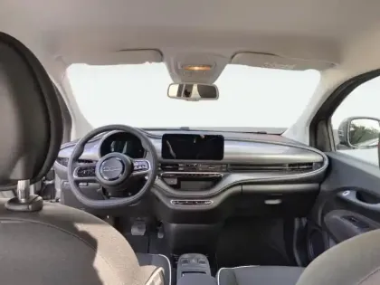 Photo 7 Fiat 500  e 118ch Pack Confort & Style MY23