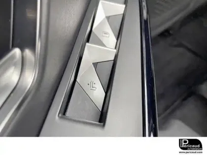 Photo 23 DS Ds 7 DS7 Crossback BlueHDi 180 EAT8