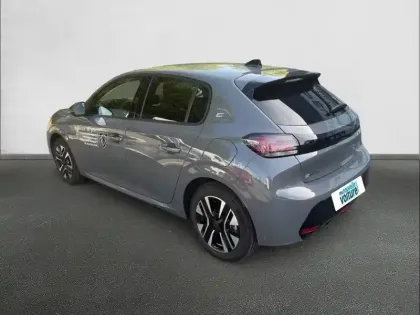 Photo 29 Peugeot 208  Electrique 50 kWh 136ch