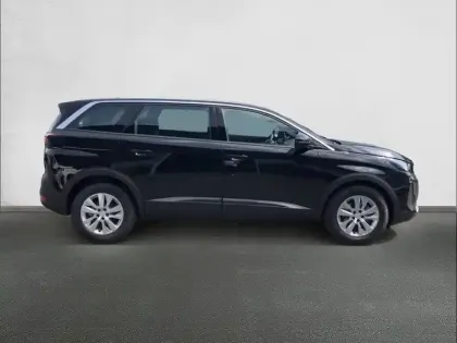 Photo 23 Peugeot 5008  Hybrid 136 e-DCS6