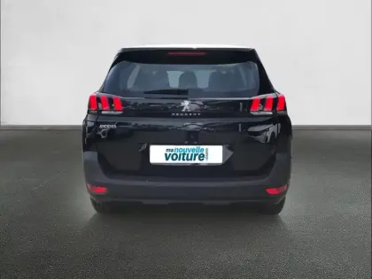 Photo 24 Peugeot 5008  Hybrid 136 e-DCS6