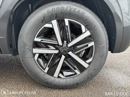 Photo 10 Peugeot 2008  e- 136ch Active