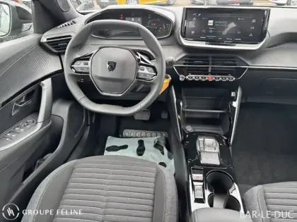 Photo 7 Peugeot 2008  e- 136ch Active