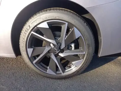 Photo 12 Peugeot 308  SW BlueHDi 130ch S&S EAT8