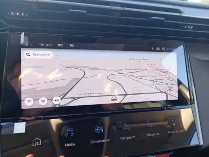 Photo 18 Peugeot 308  SW BlueHDi 130ch S&S EAT8