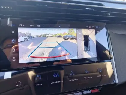 Photo 17 Peugeot 308  SW BlueHDi 130ch S&S EAT8