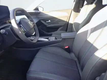 Photo 10 Peugeot 308  SW BlueHDi 130ch S&S EAT8